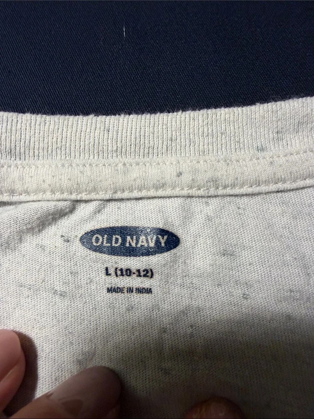 Old Navy Men's V-Neck Short Sleeve Tee in Light Cream